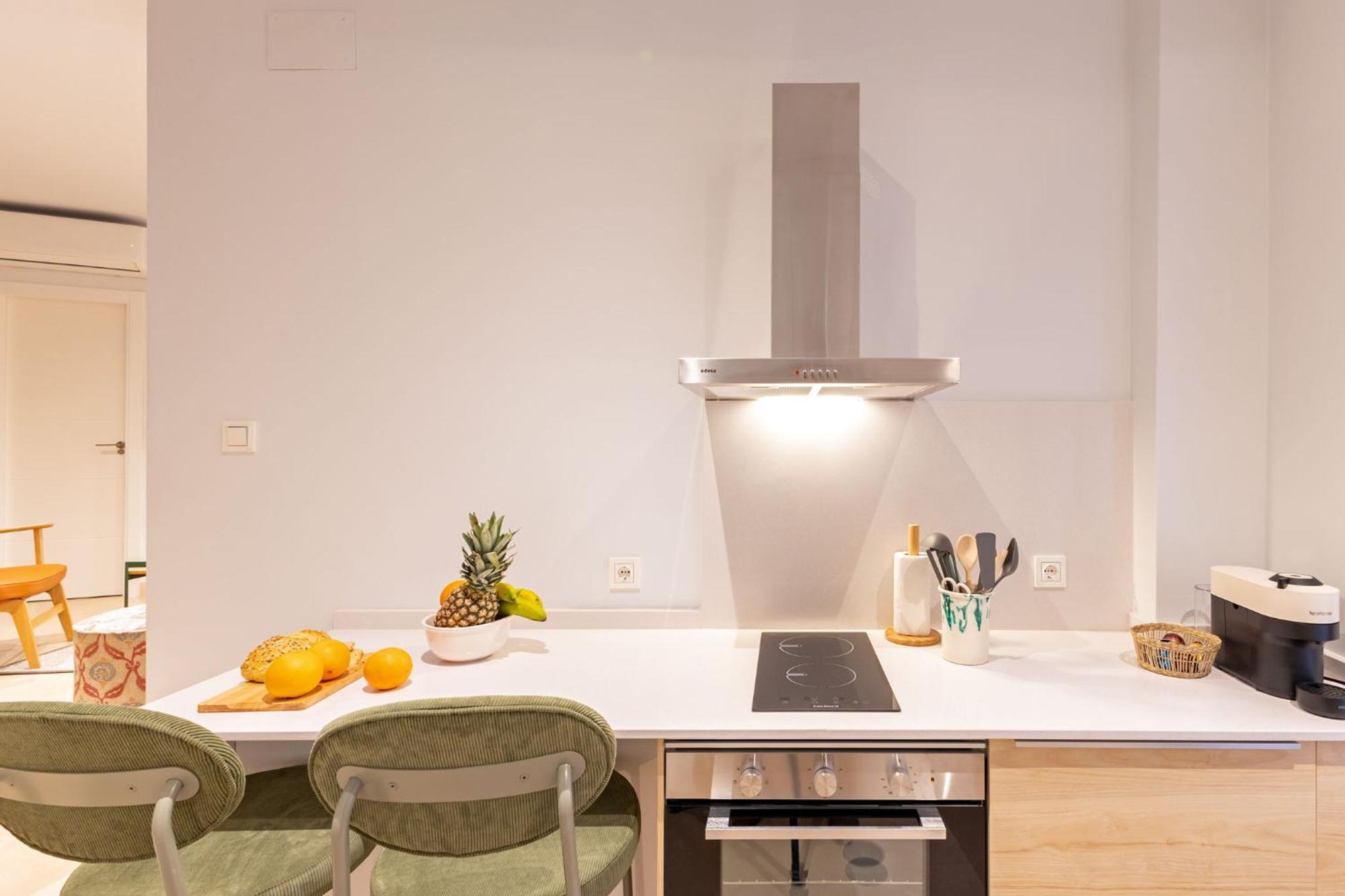 Angeles 6- Giralda Luxury By Valcambre Apartment Seville Room photo