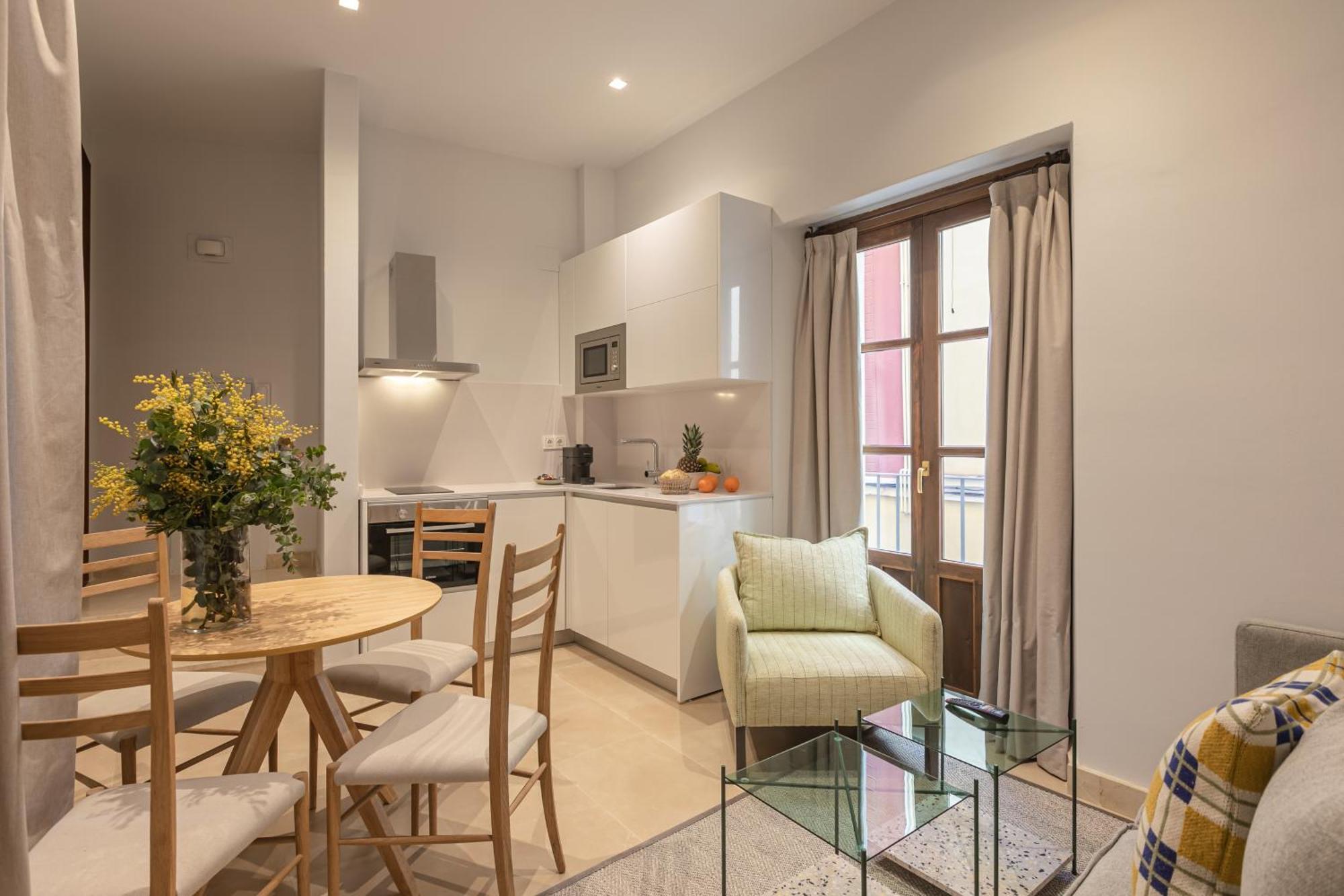 Angeles 6- Giralda Luxury By Valcambre Apartment Seville Room photo
