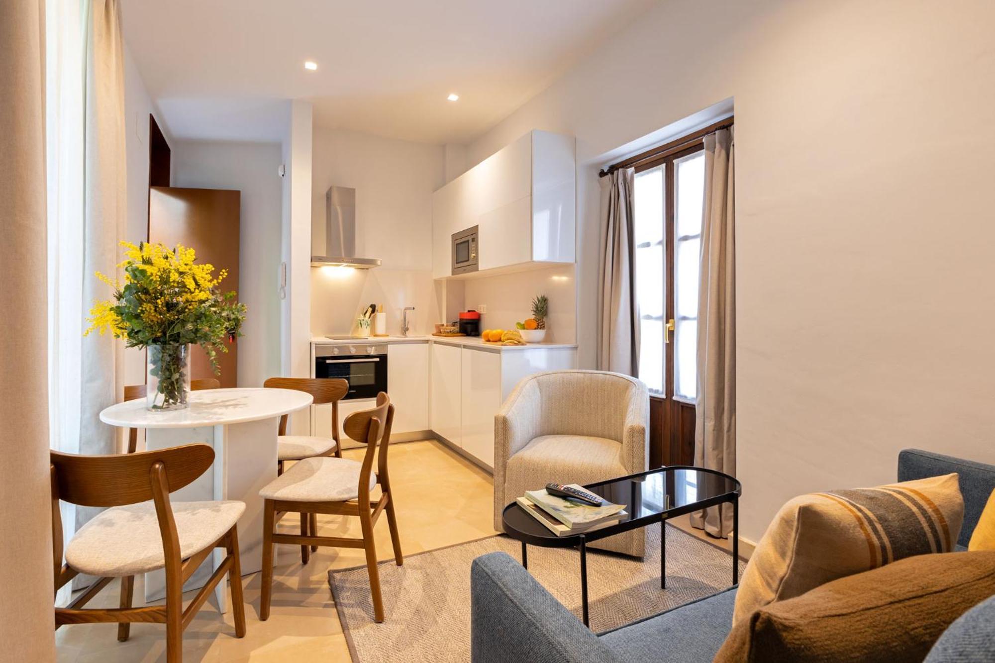 Angeles 6- Giralda Luxury By Valcambre Apartment Seville Room photo